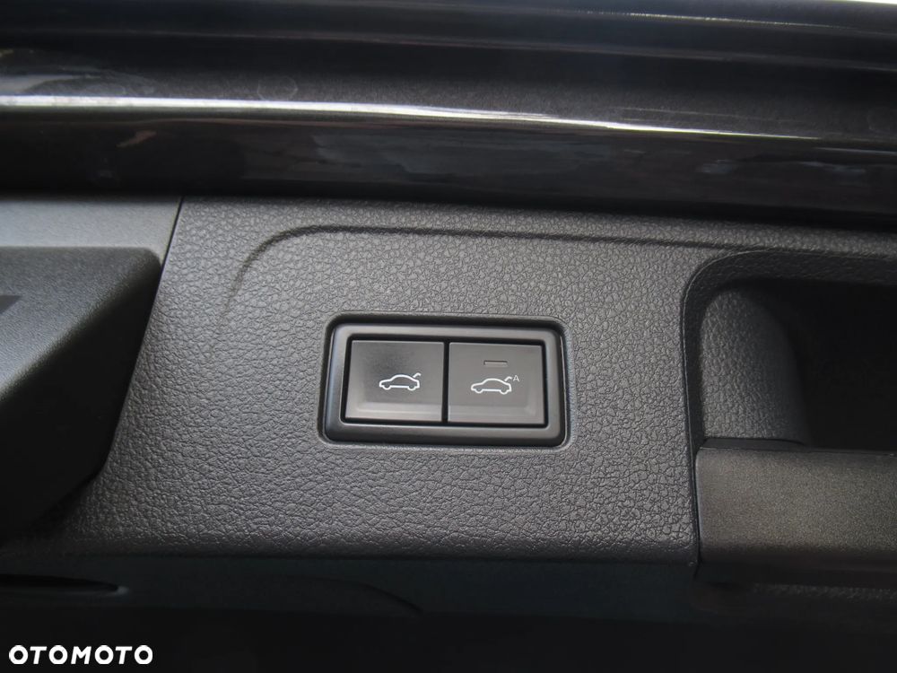 Volkswagen Passat 2.0 TSI Elegance DSG - 38