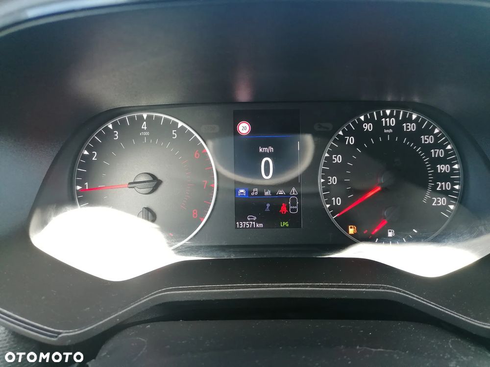 Renault Clio 1.0 TCe Zen - 9