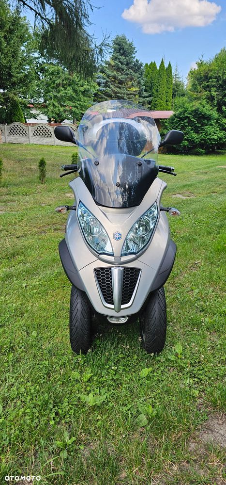 Piaggio MP-3 - 3
