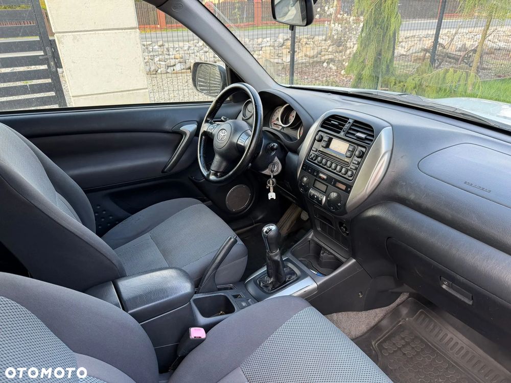 Toyota RAV4 2.0 D-4D Sol - 12