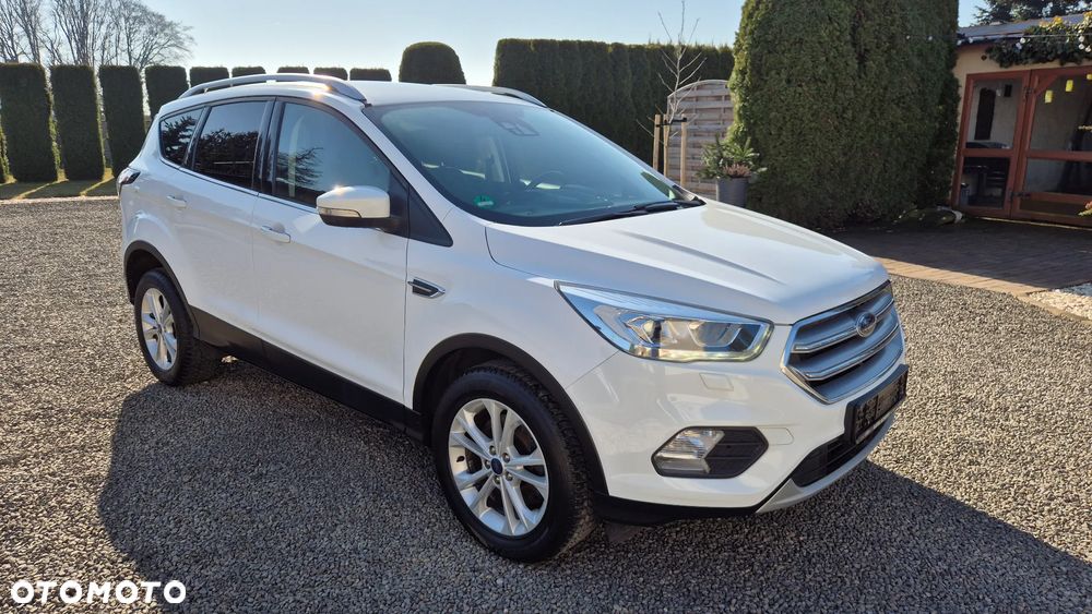 Ford Kuga 2.0 TDCi 4x2 Titanium - 12