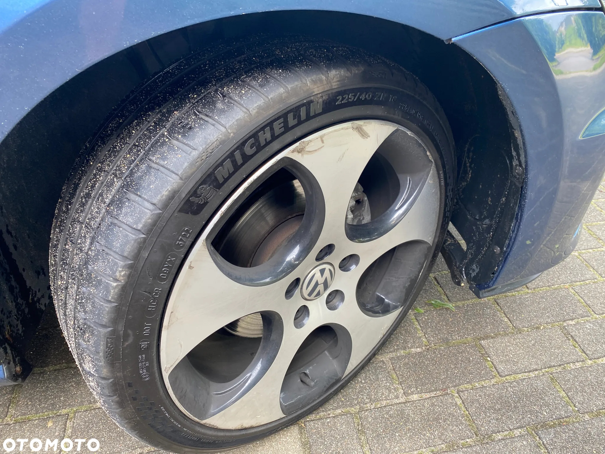 Volkswagen Golf - 10