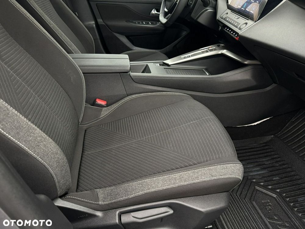 Peugeot 308 1.2 PureTech Active Pack S&S EAT8 - 28