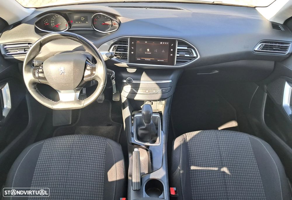 Peugeot 308 SW 1.2 PureTech Active J17 - 14