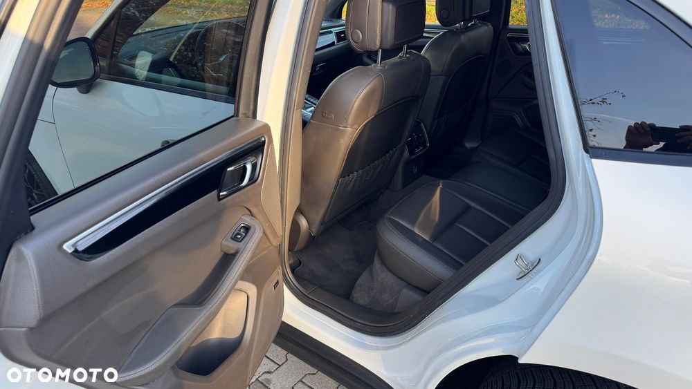 Porsche Macan PDK - 12