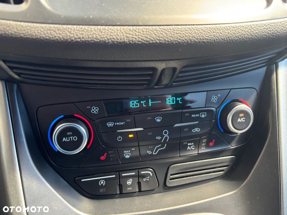 Ford Kuga - 18