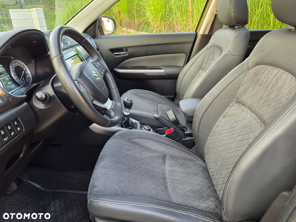 Suzuki Vitara 1.4 Boosterjet XLED 4WD - 16