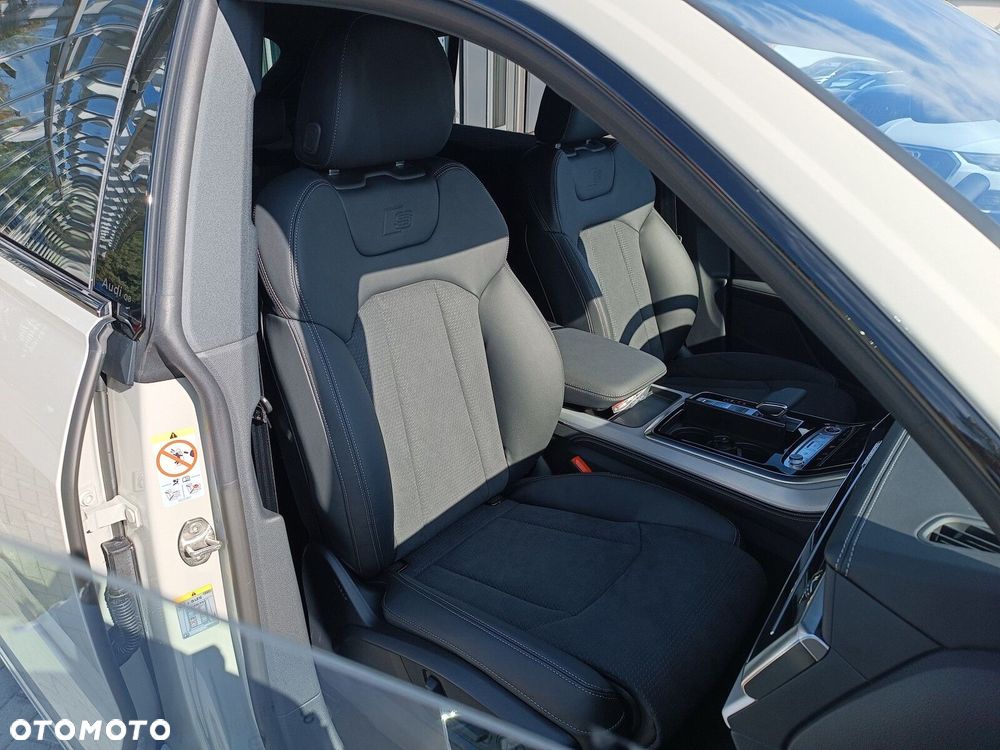 Audi Q8 - 26