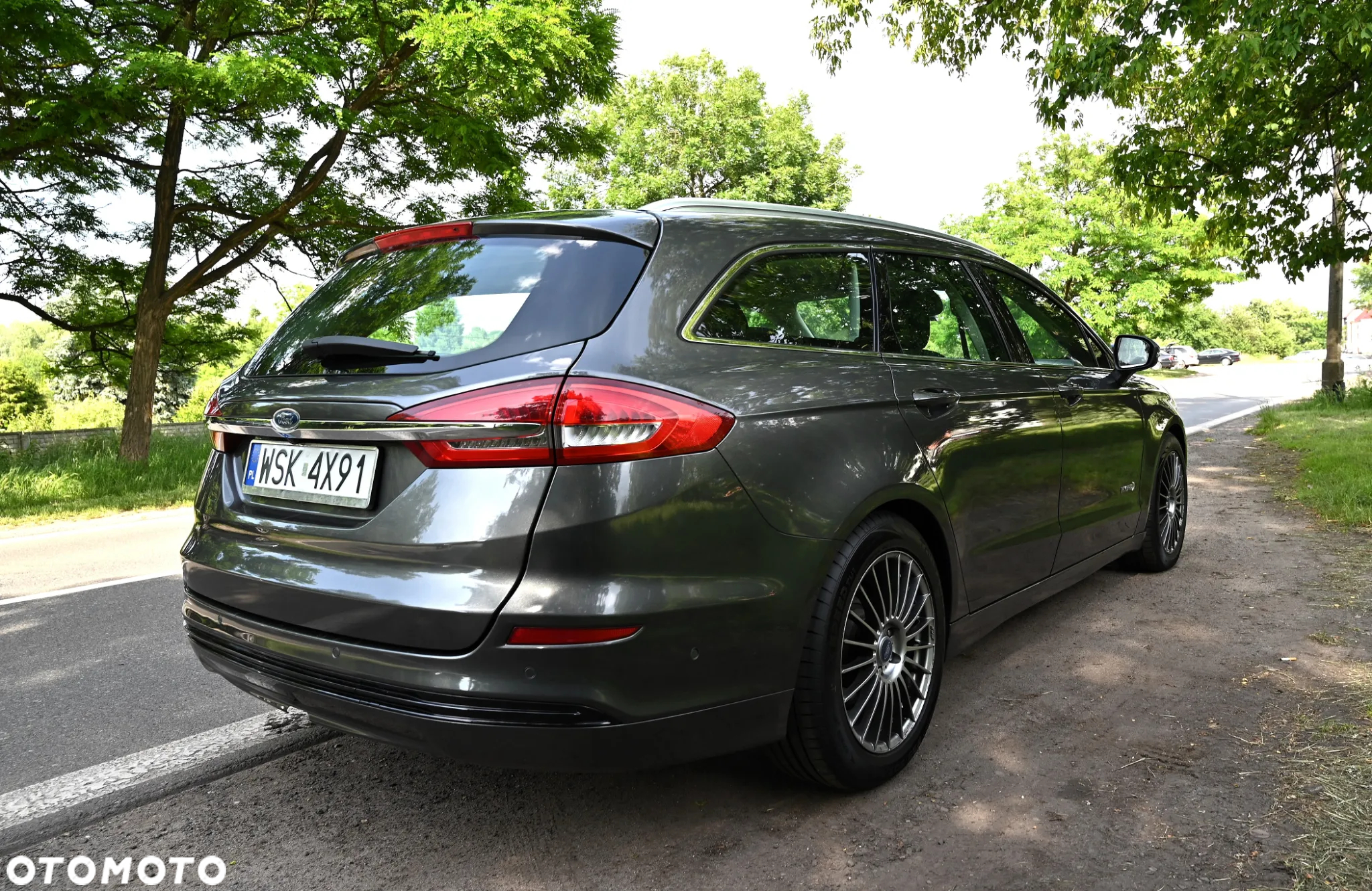 Ford Mondeo - 17