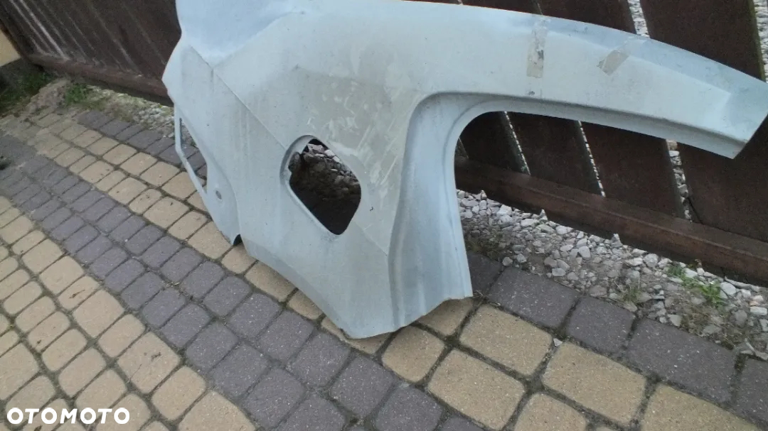 Błotnik tylny prawy Skoda Octavia III 5E0 - 2