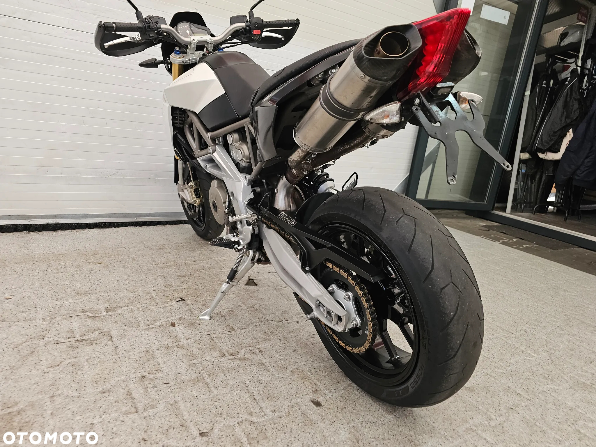 Aprilia Dorsoduro - 15