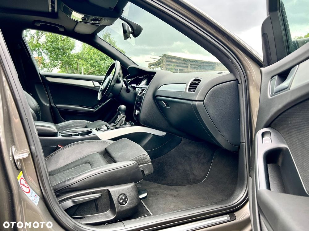 Audi A4 Limousine - 35