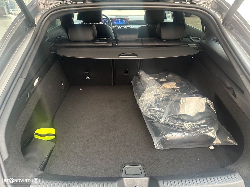 Mercedes-Benz CLA 250 e Shooting Brake Progressive - 13