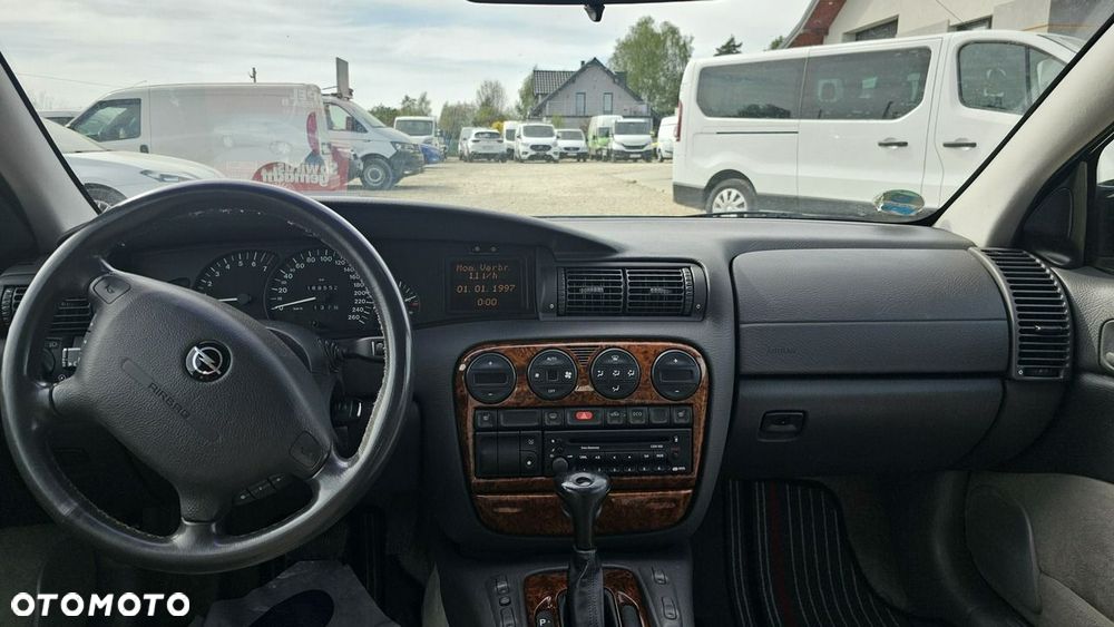 Opel Omega - 8