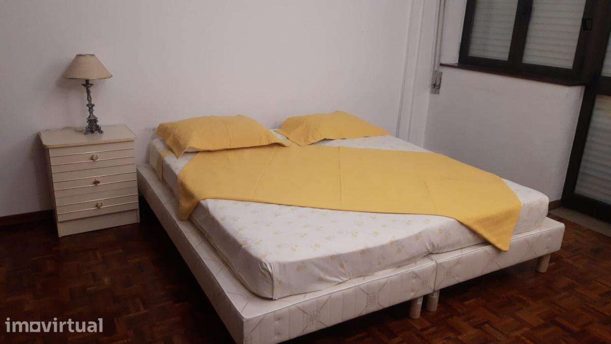 Quarto - localizado em Bairro do Sol Coimbra - Grande imagem: 3/10