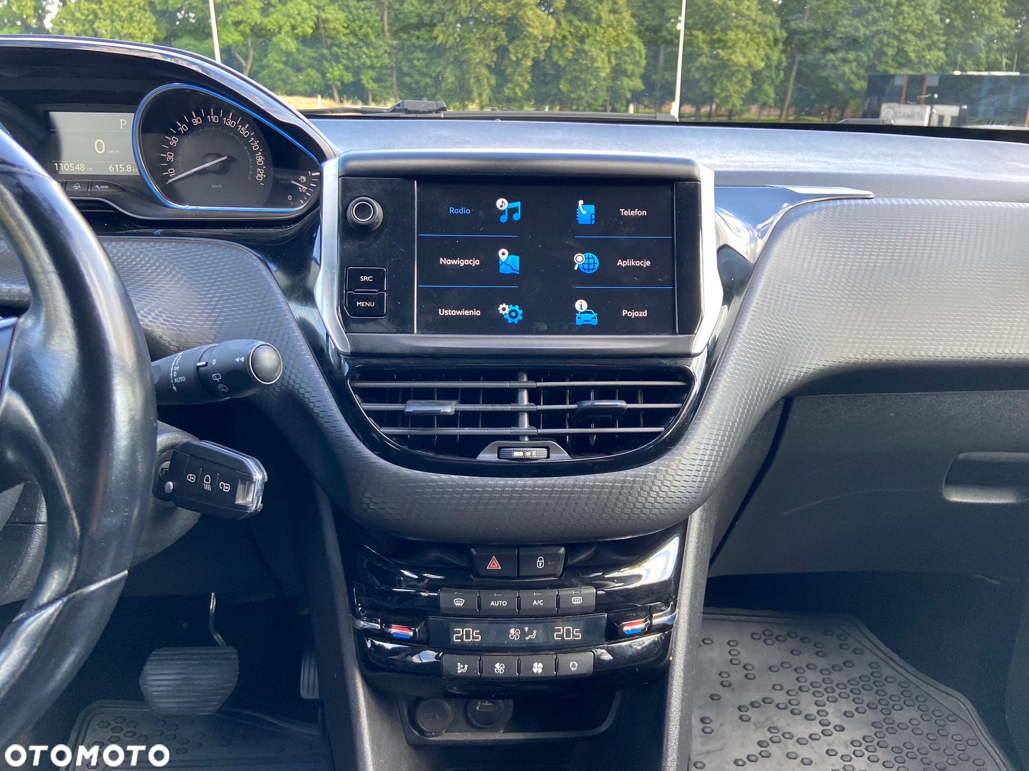 Peugeot 2008 - 9