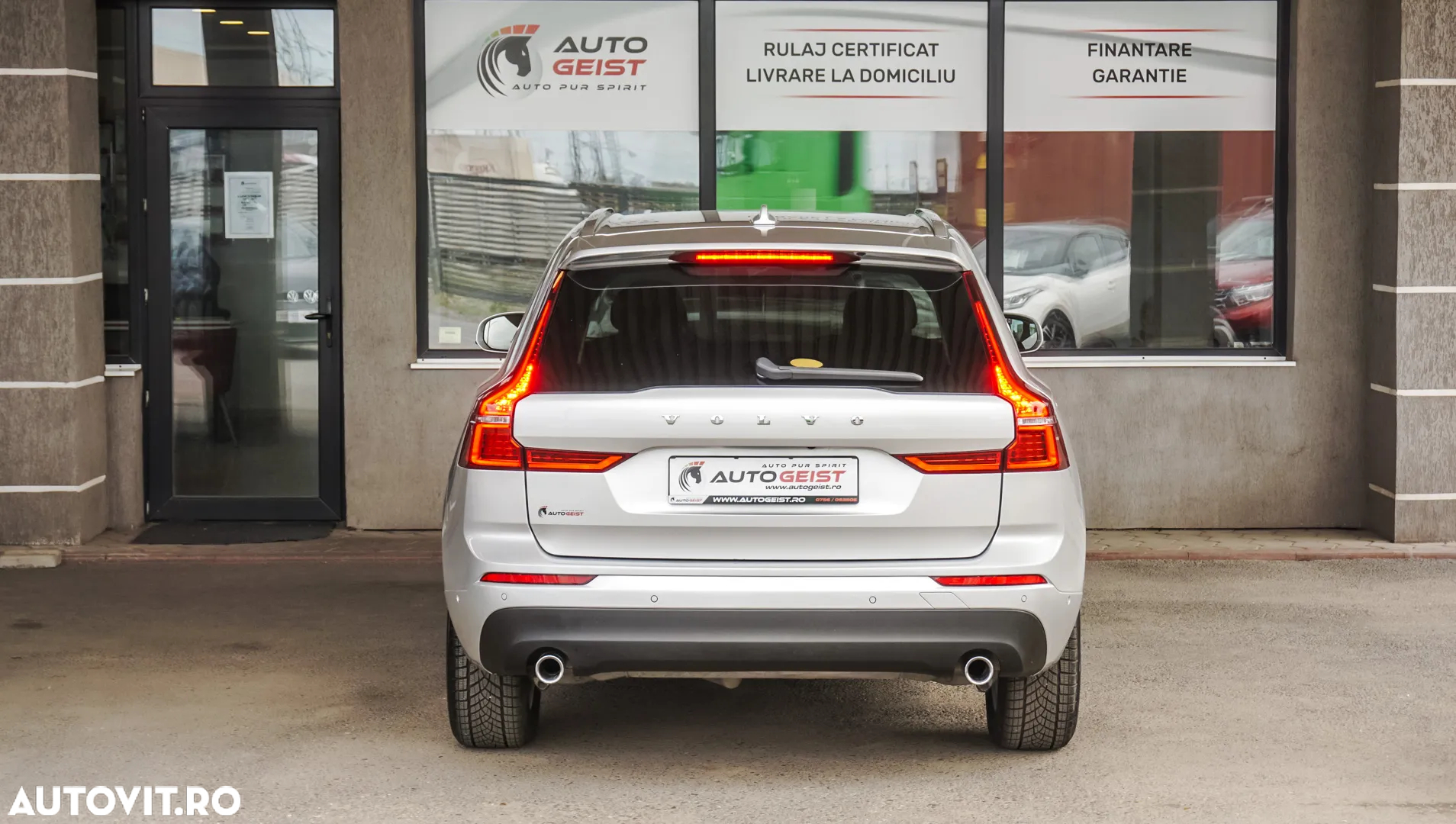 Volvo XC 60 B4 D AWD Geartronic Momentum - 6