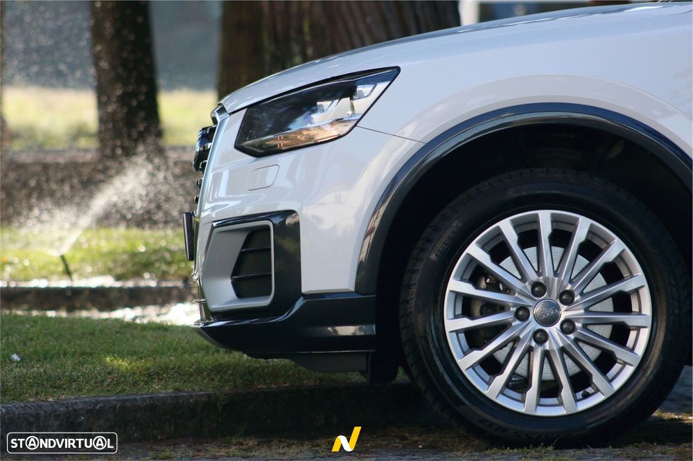 Audi Q2 1.6 TDI Design - 8