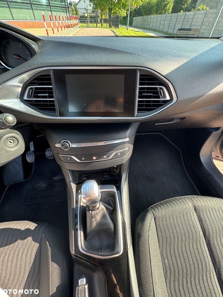 Peugeot 308 1.6 BlueHDi Active S&S - 18