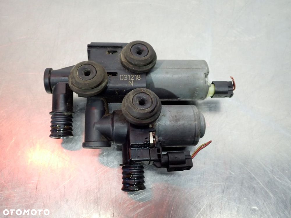 ZAWÓR WODY BMW E46 TOURING - 3