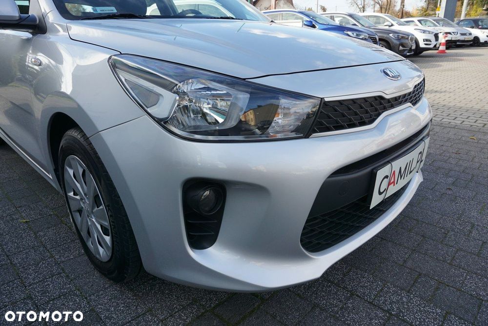 Kia Rio - 22