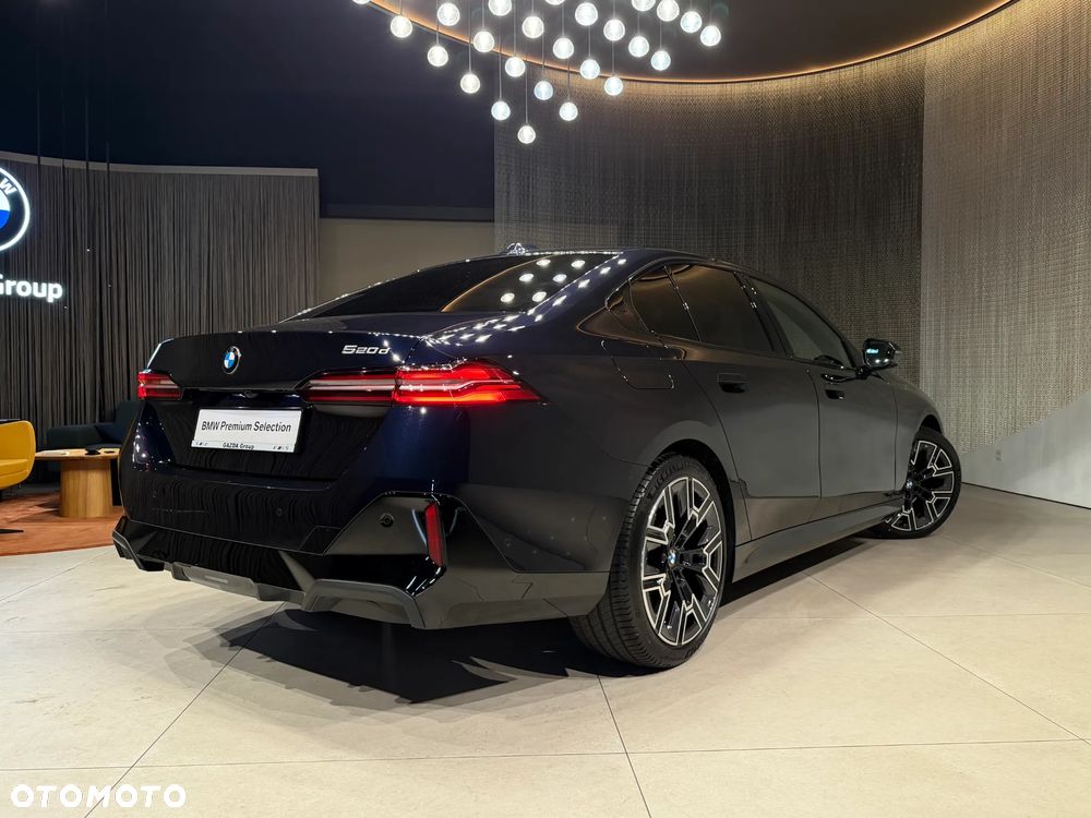 BMW Seria 5 520d - 4