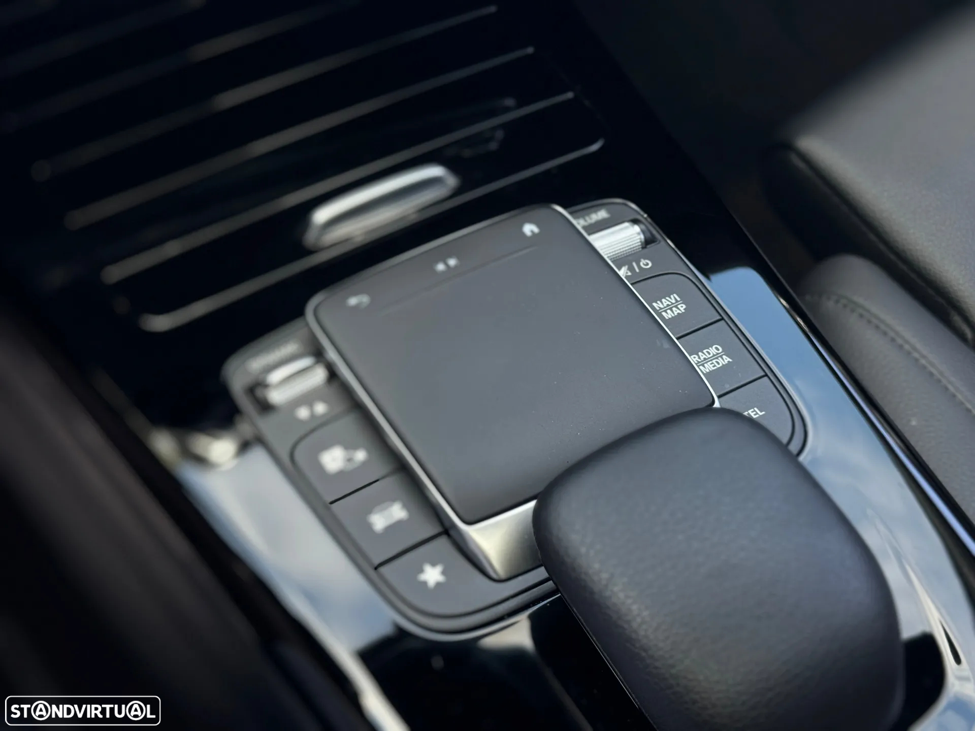 Mercedes-Benz A 250 e Progressive - 14