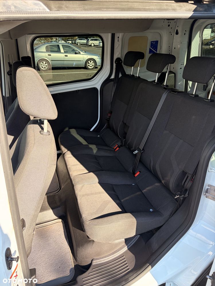 Ford Transit Connect - 6
