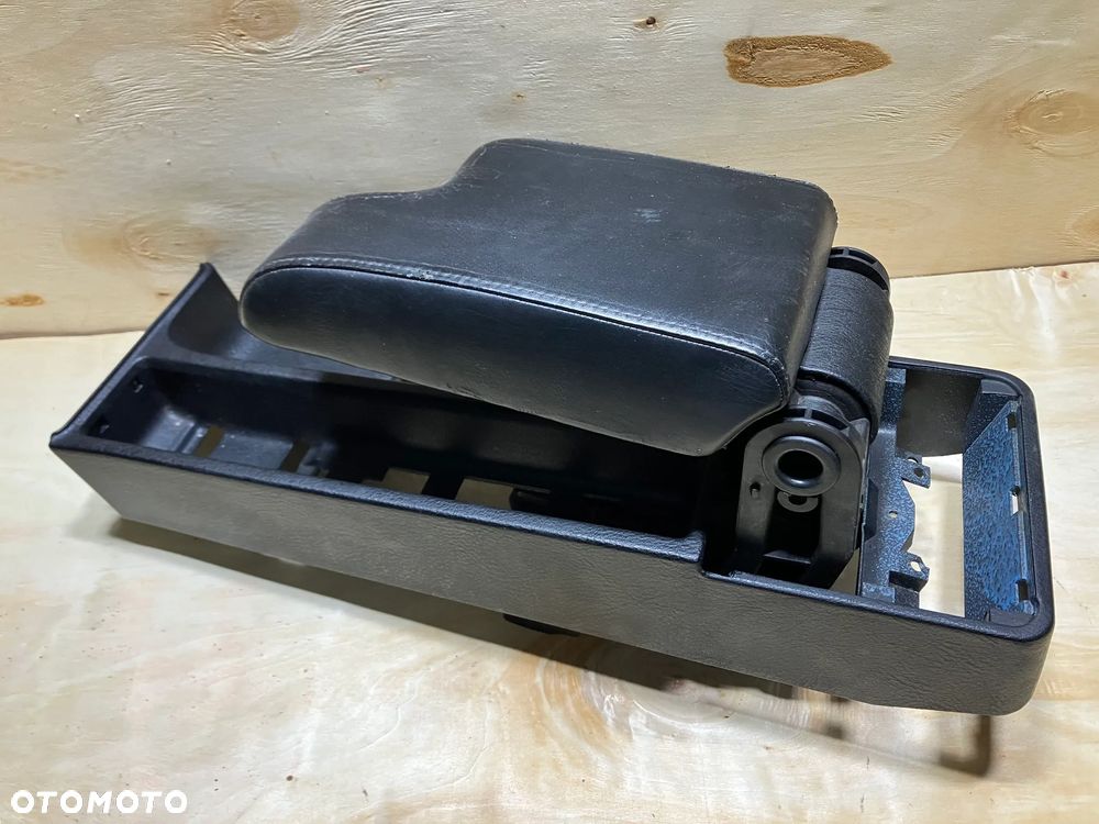 PODŁOKIETNIK BMW E36 COUPE CABRIO TUNEL CZARNA SKÓRA 8167823 8132468 8162137 ANGLIK