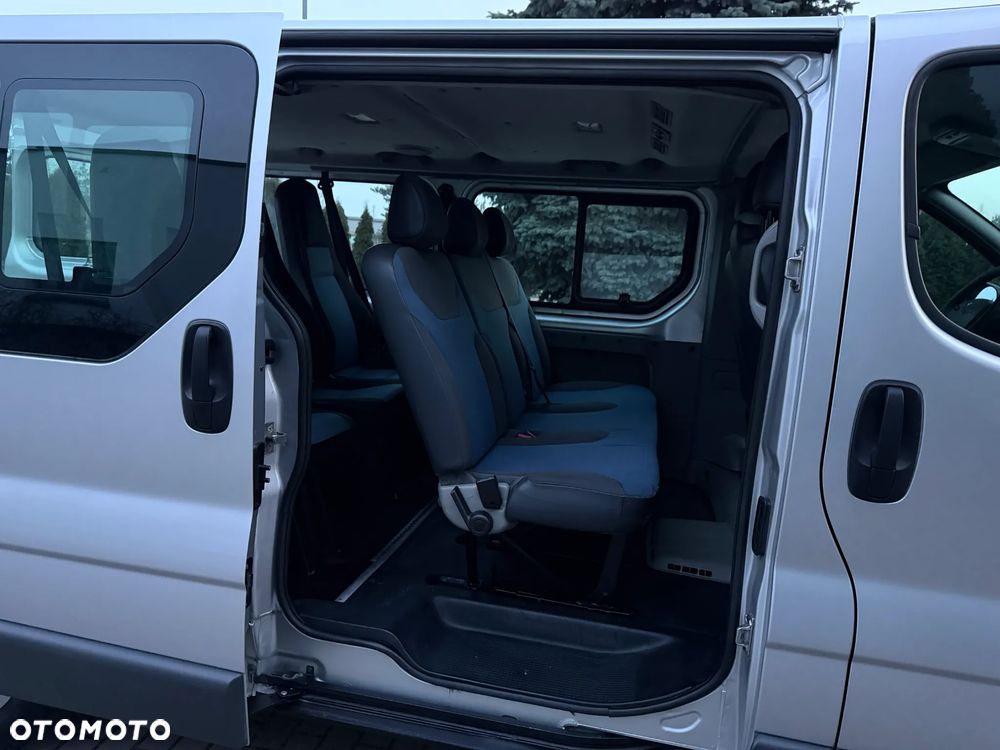Renault Trafic Grand Passenger Pack Clim - 28