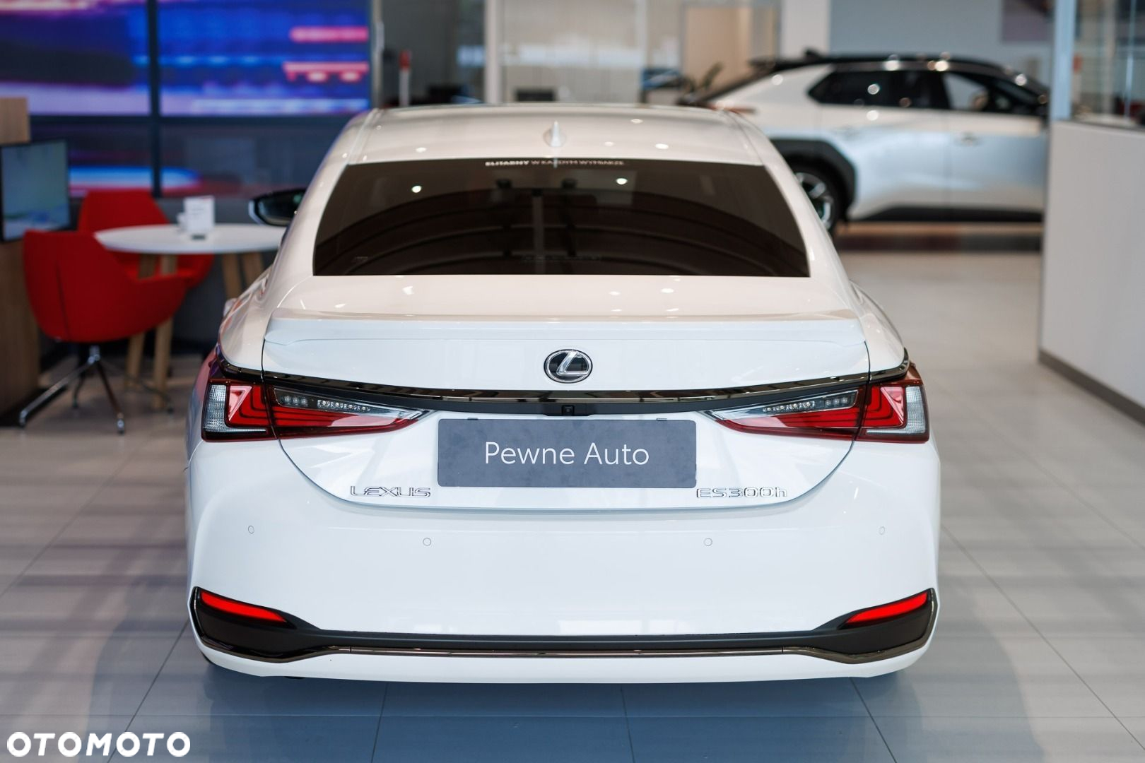 Lexus ES - 6