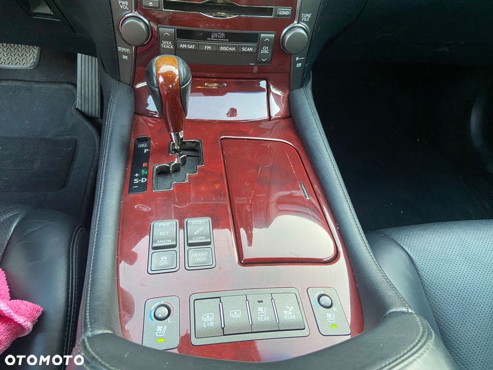 Lexus LS 460 Prestige - 5