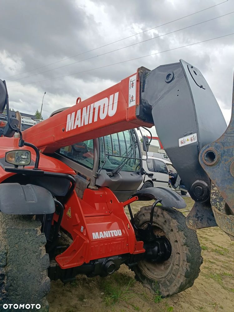 Manitou MT835 - 2