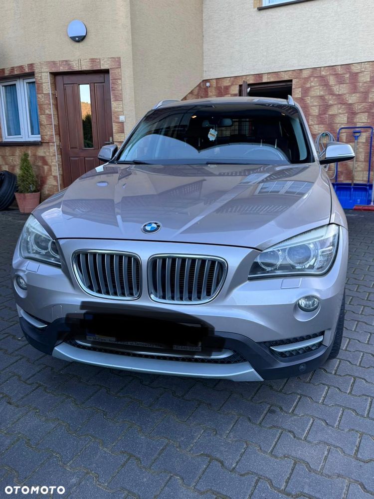 BMW X1 xDrive18d Sport Line - 2