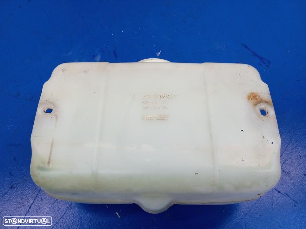 DEPOSITO LIMPA-VIDROS SUZUKI SAMURAI TODO TERRENO, FECHADA 1988 -060351218 - 2