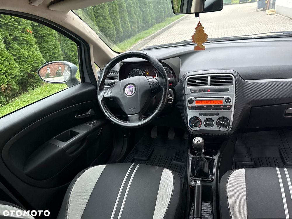 Fiat Punto 1.2 8V - 4