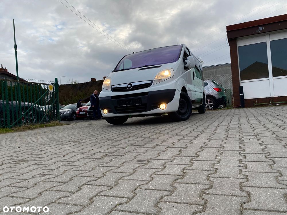 Opel Vivaro - 28