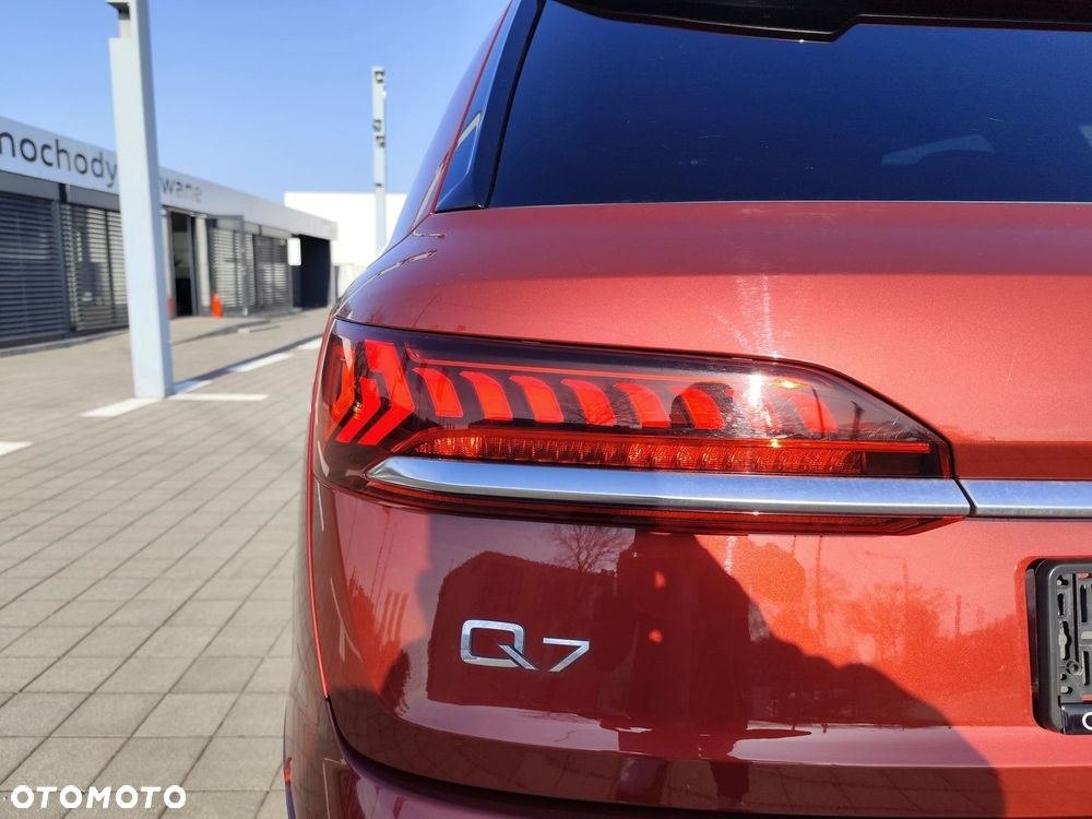 Audi Q7 - 10