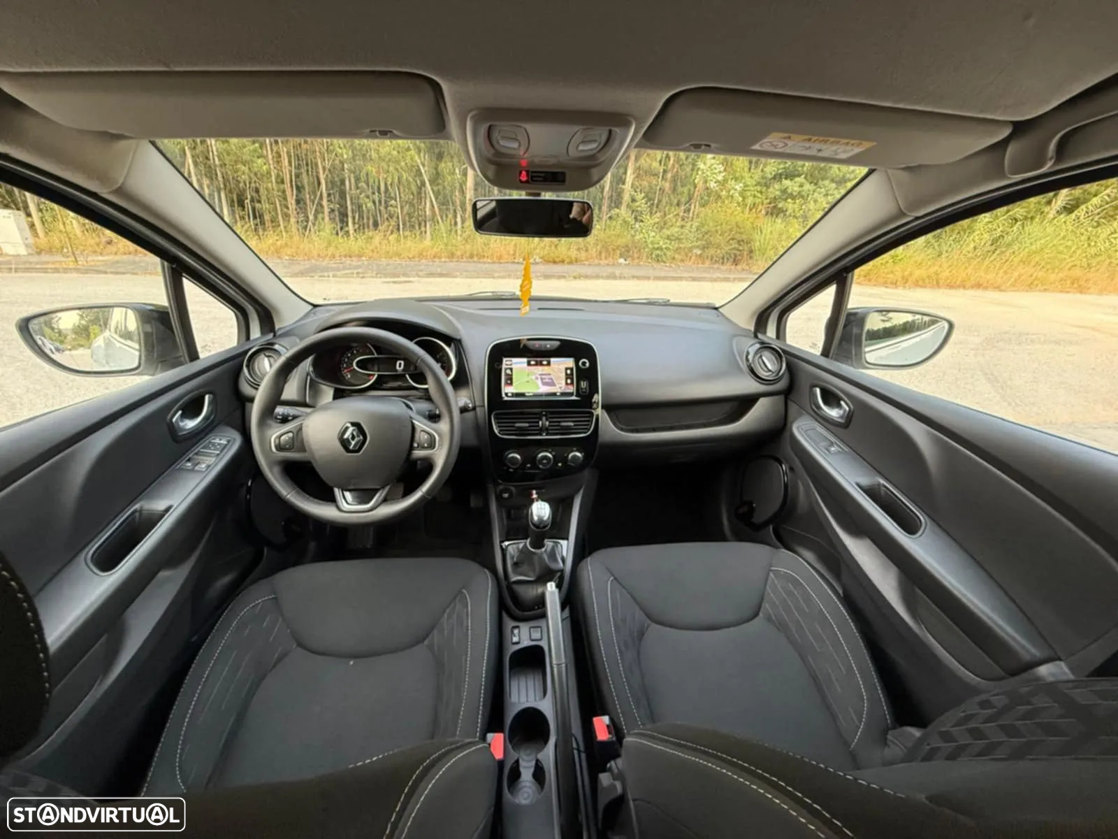 Renault Clio Sport Tourer 0.9 TCe Limited Edition - 9