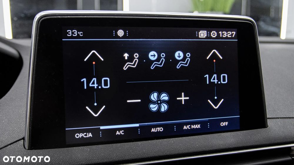 Peugeot 3008 1.2 PureTech Allure S&S - 28
