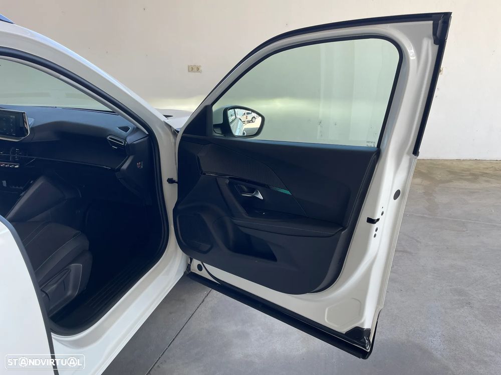 Peugeot 2008 1.2 PureTech Allure Pack - 13