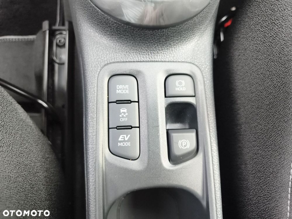 Toyota Aygo X Hybrid 1.5 Style e-CVT - 24