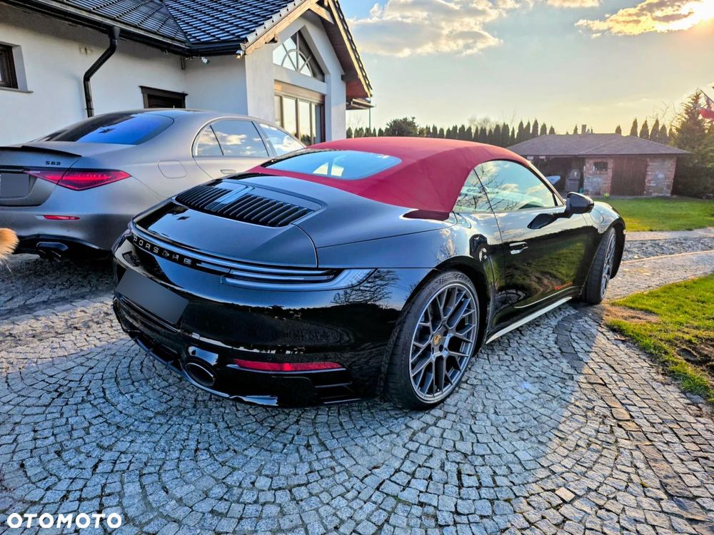 Porsche 911 Carrera 4S - 6