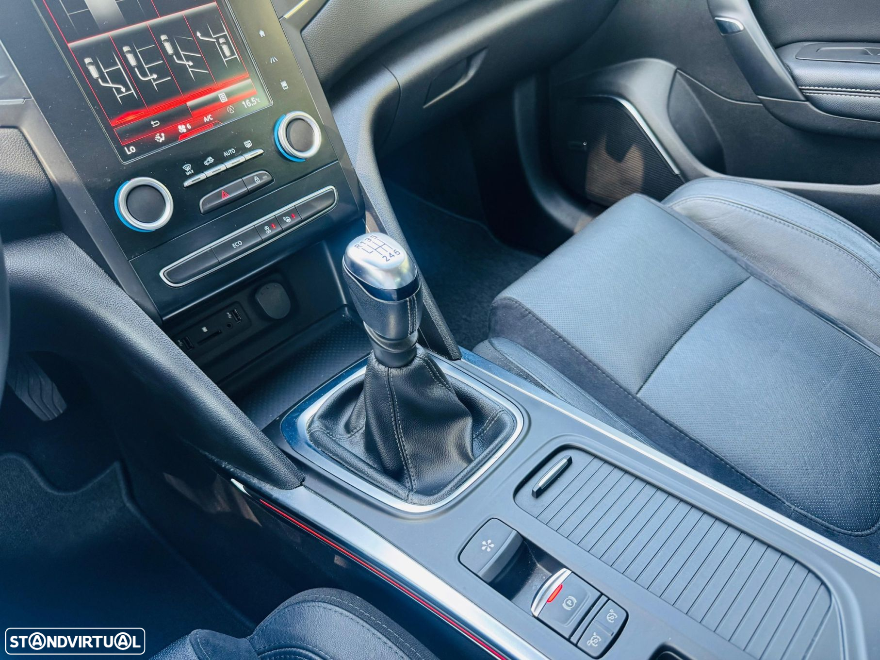 Renault Mégane Sport Tourer 1.6 dCi Bose Edition - 32
