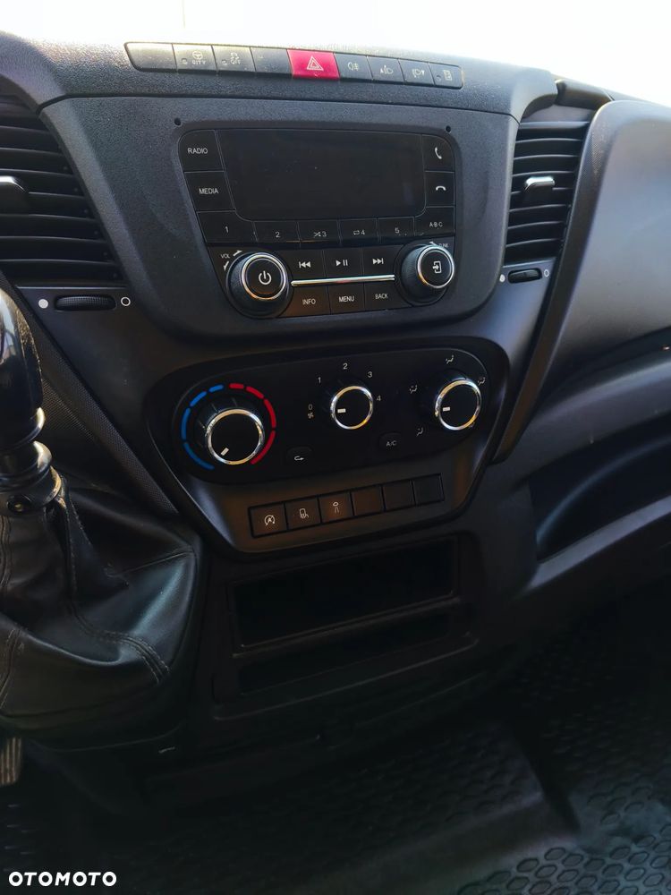 Iveco 35C14 - 16