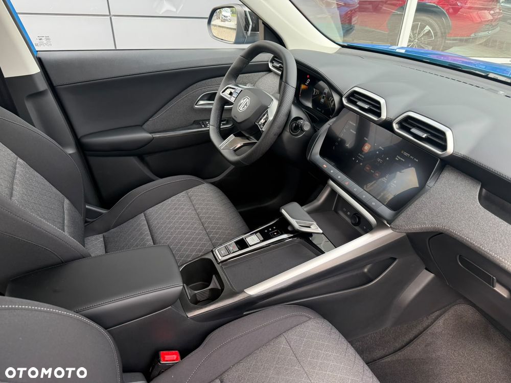 MG ZS Hybrid+ Standard - 9