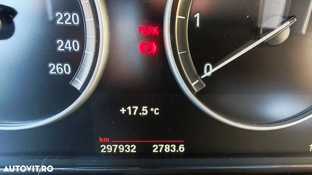 BMW Seria 5 520d Aut. - 14