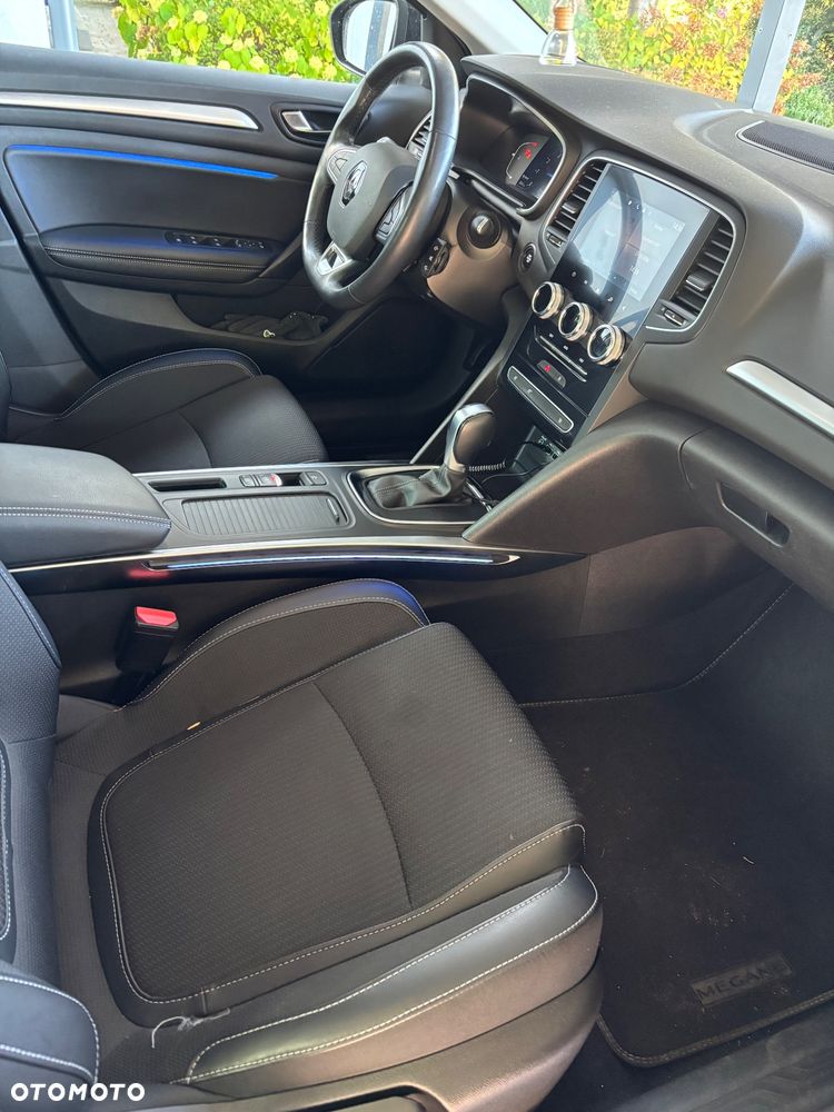 Renault Megane 1.3 TCe Intens EDC - 6