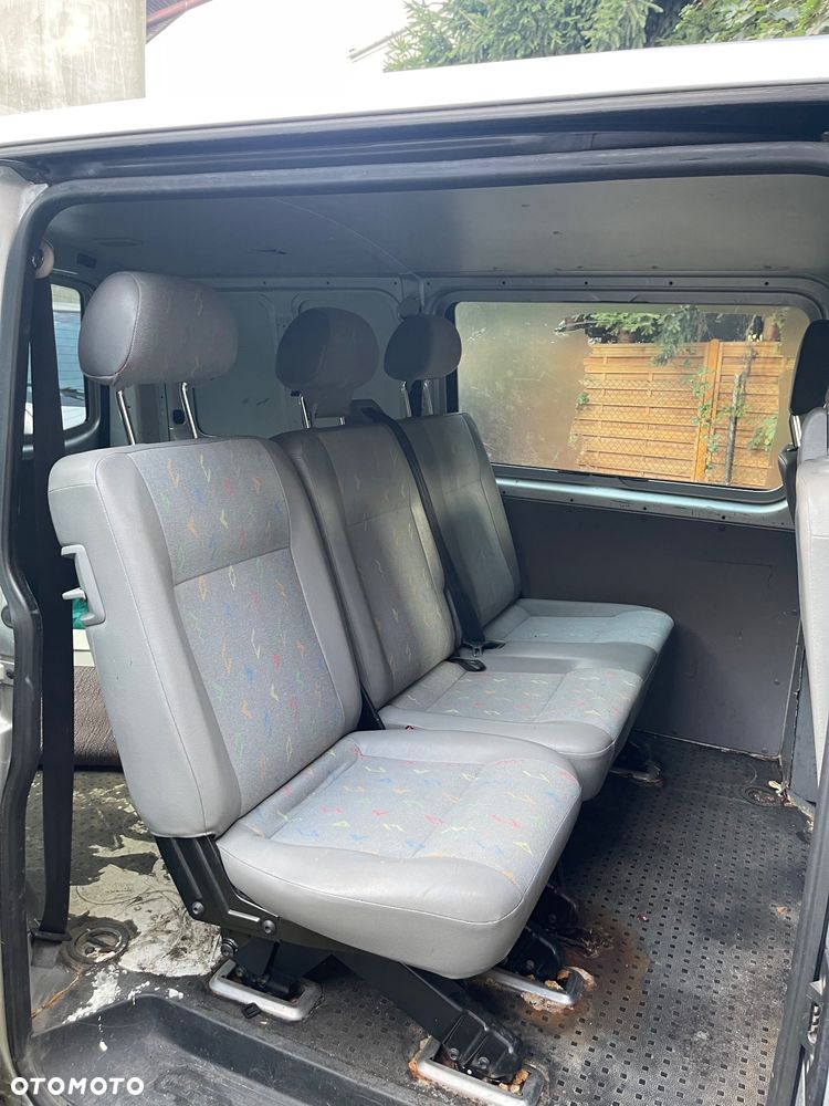 Volkswagen Transporter - 3
