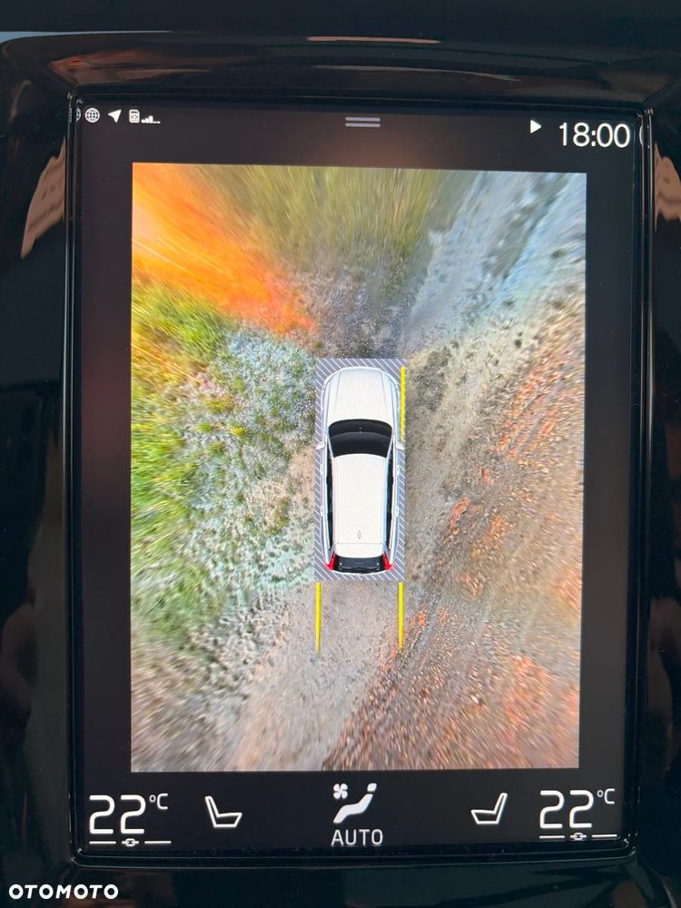 Volvo V90 Cross Country - 15
